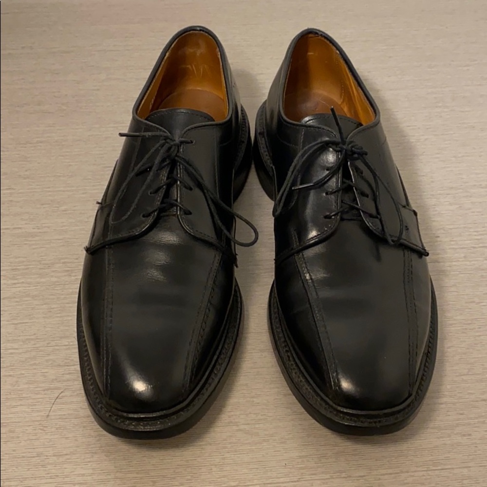 Allen Edmonds Hillcrest. Size 8.5 D.
